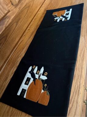 Pumpkin/Fall Decor Tablerunner